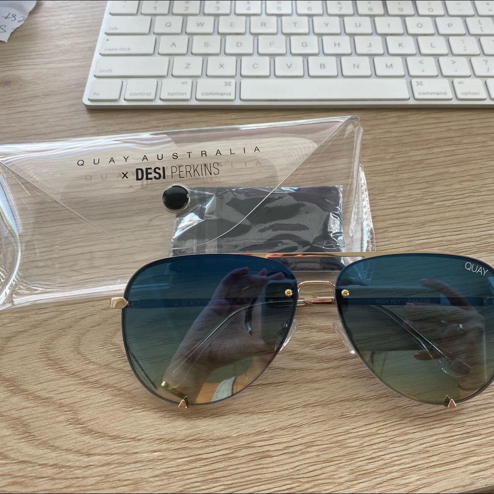 Quay Desai Perkins High Key Sunglasses